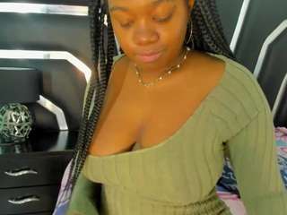 SulyClarkk nude and sexy before cam for live chat