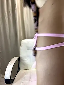 Z0E999 nude stripping on cam for live sex video chat