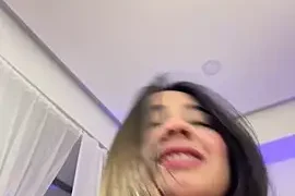 Michelle_Zoe nude stripping on cam for live sex video chat