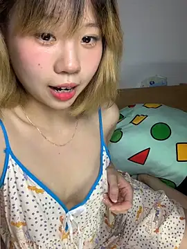 zhaomosheng125216 nude stripping on cam for live sex video chat