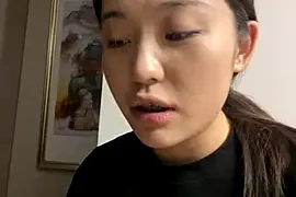 zhenzhen666 nude stripping on cam for live sex video chat
