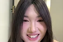 baobaoli nude stripping on cam for live sex video chat