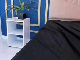 Nash nude and sexy before cam for live chat