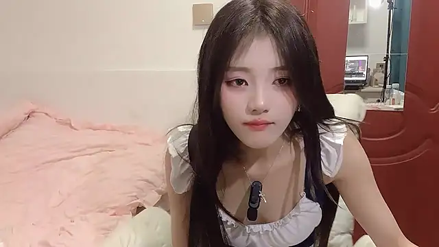 Ximei-O nude stripping on cam for live sex video chat