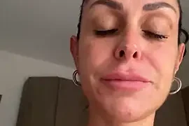 ainaht nude stripping on cam for live sex video chat