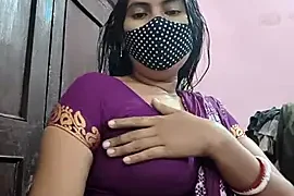 Miss_Aayushi nude stripping on cam for live sex video chat