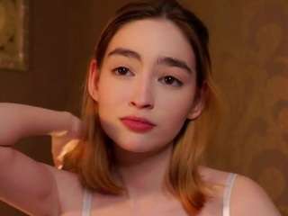 SadeSurrey nude and sexy before cam for live chat