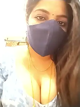 tamilrojaodi nude stripping on cam for live sex video chat