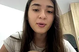 Valentina_ro nude stripping on cam for live sex video chat