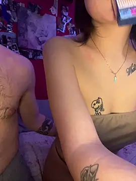badgiuxx03 nude stripping on cam for live sex video chat