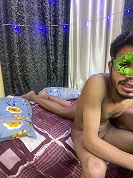 Bolddcpl nude stripping on cam for live sex video chat