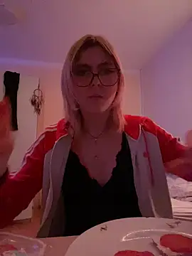 Milly-Kiss nude stripping on cam for live sex video chat