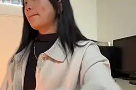 ThAmanda2 nude stripping on cam for live sex video chat