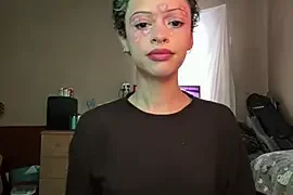 jojosbizarrelyf nude stripping on cam for live sex video chat