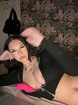 Leanna92ii nude stripping on cam for live sex video chat