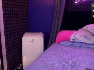 XxbunnyxX-2001 nude and sexy before cam for live chat