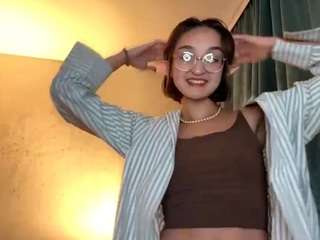 DaineBran nude and sexy before cam for live chat