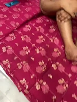 Sexfound01 nude stripping on cam for live sex video chat