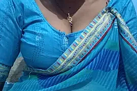 Sexyradha_ nude stripping on cam for live sex video chat