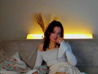 Candy-fang nude and sexy before cam for live chat