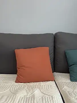 Fafa-9 nude stripping on cam for live sex video chat