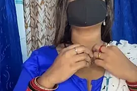 Sweet-Ellina nude stripping on cam for live sex video chat