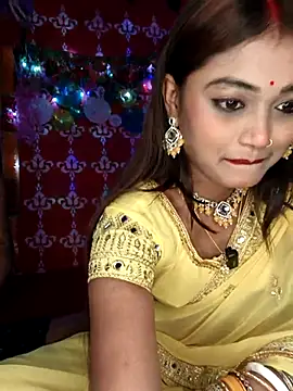 Sweet-priyaa nude stripping on cam for live sex video chat