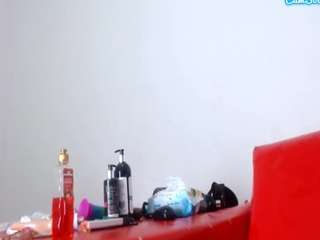 Valeryskinnyvagi nude and sexy before cam for live chat