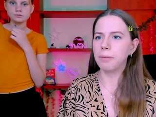 Bella-sky nude and sexy before cam for live chat