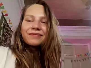CharityHollner nude and sexy before cam for live chat