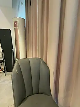 HHH5200 nude stripping on cam for live sex video chat