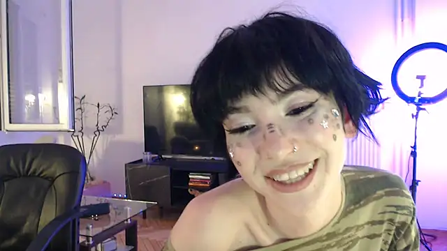 Marley_Queen nude stripping on cam for live sex video chat