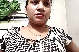 Payel_50 nude stripping on cam for live sex video chat