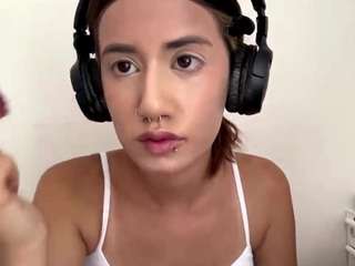 LakeishaRankin nude and sexy before cam for live chat