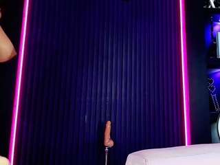 SamyCooper nude and sexy before cam for live chat