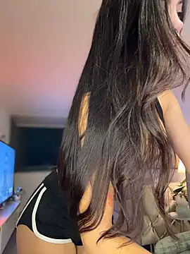 _Valentinaa_ nude stripping on cam for live sex video chat
