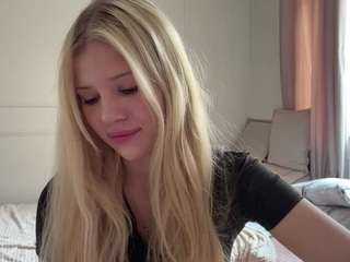 DawneWeisenstein nude and sexy before cam for live chat