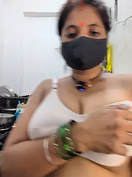 Laila_fuck nude stripping on cam for live sex video chat