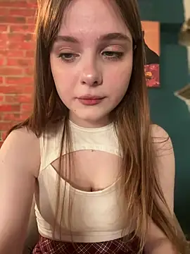 Lunabelle_ nude stripping on cam for live sex video chat