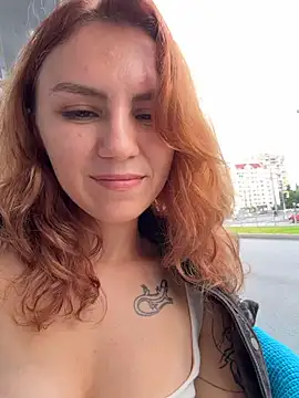 -stray-cat- nude stripping on cam for live sex video chat