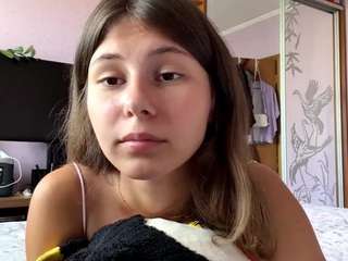 WilmaPuskas nude and sexy before cam for live chat
